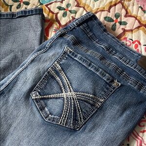 Wallflower Light Wash Bootcut Jeans with Decorative Pocket Design